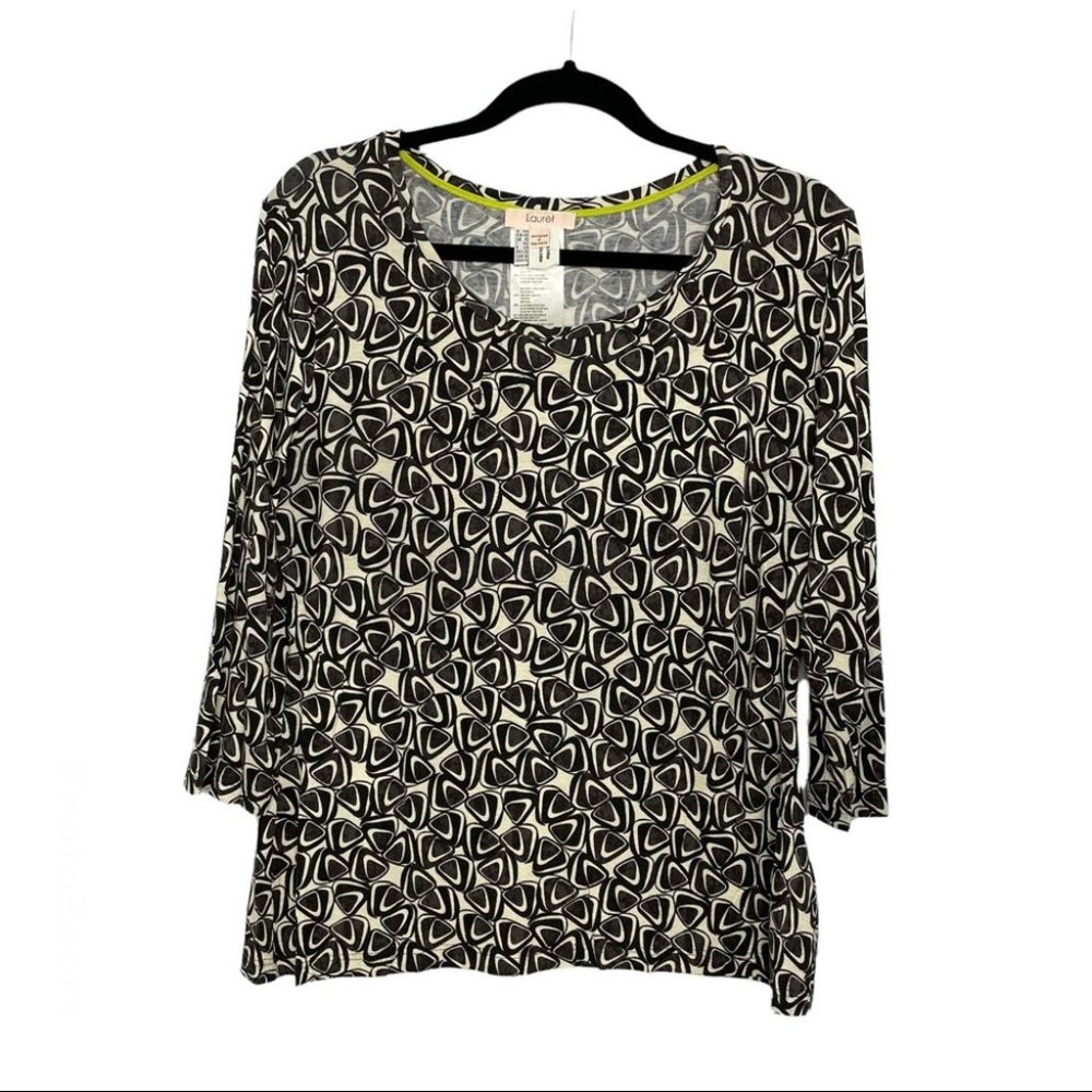 LAUREL Scoop Neck ¾ Sleeve Top